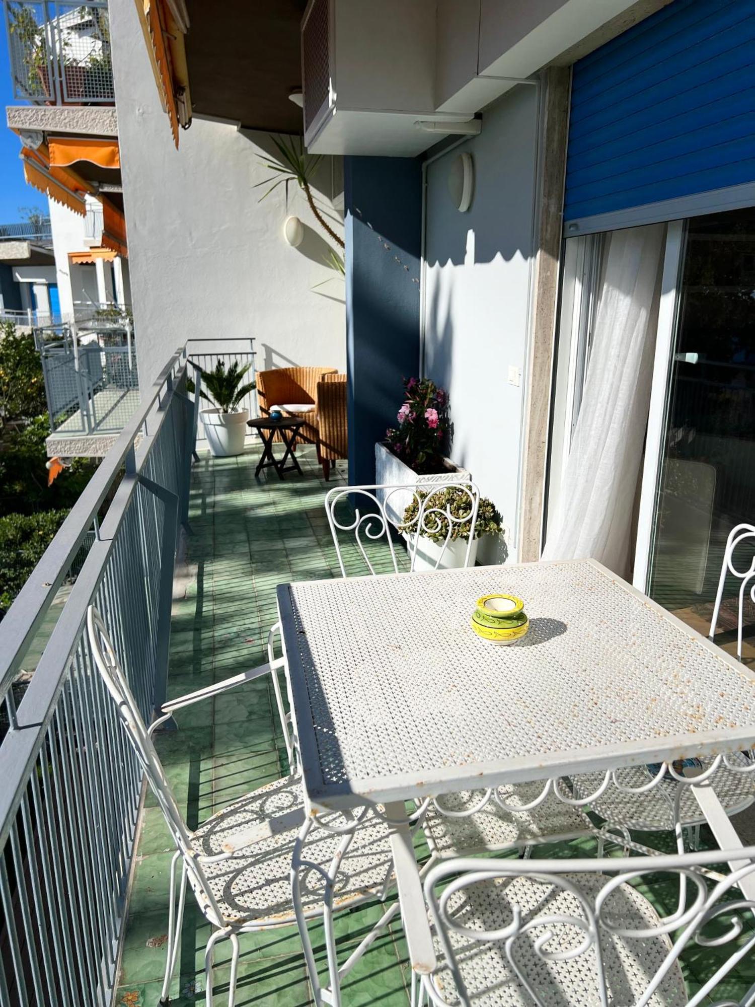 Mamariviera Home Holidays Sanremo - Casa Vista Mare Con Piscina Εξωτερικό φωτογραφία