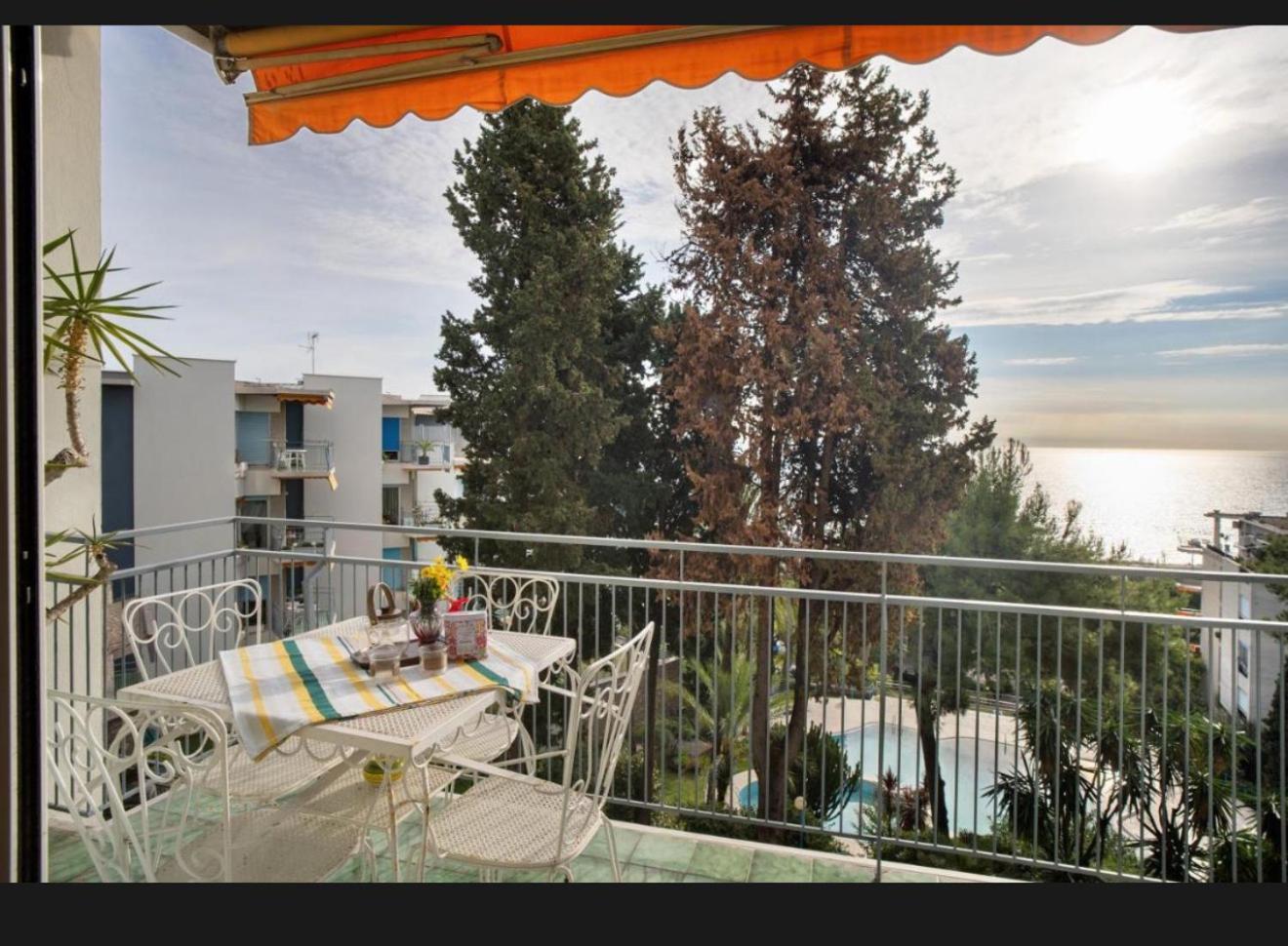 Mamariviera Home Holidays Sanremo - Casa Vista Mare Con Piscina Εξωτερικό φωτογραφία
