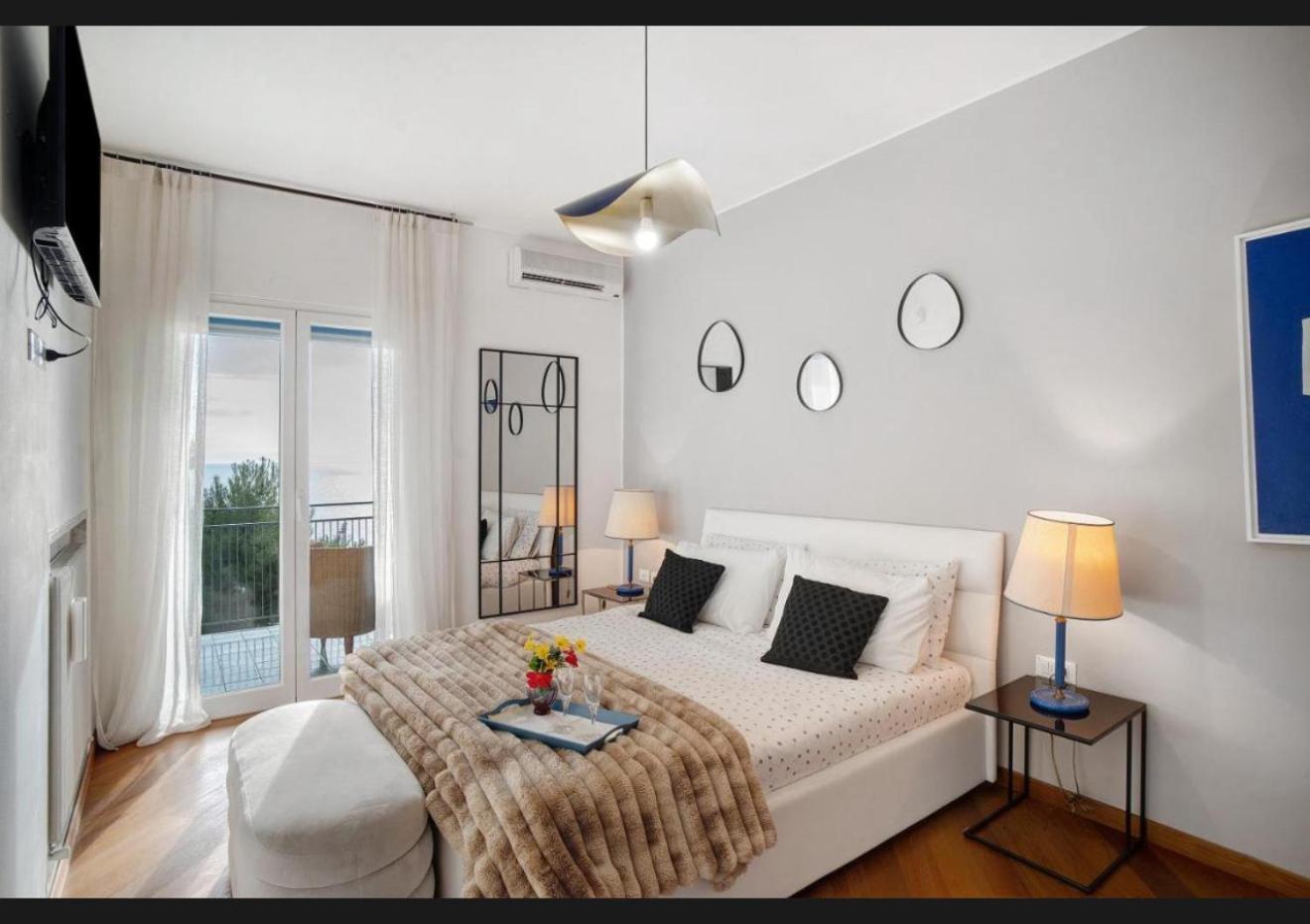 Mamariviera Home Holidays Sanremo - Casa Vista Mare Con Piscina Εξωτερικό φωτογραφία